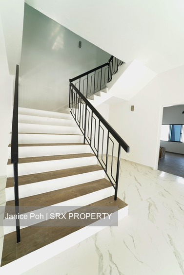 Pasir Ris Beach Park (D18), Semi-Detached #168458382